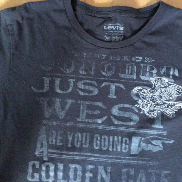 Levi’s Men’s Small Graphic Tee – California Vibes Golden Gate Just Ride- Size S - Picture 4 of 4